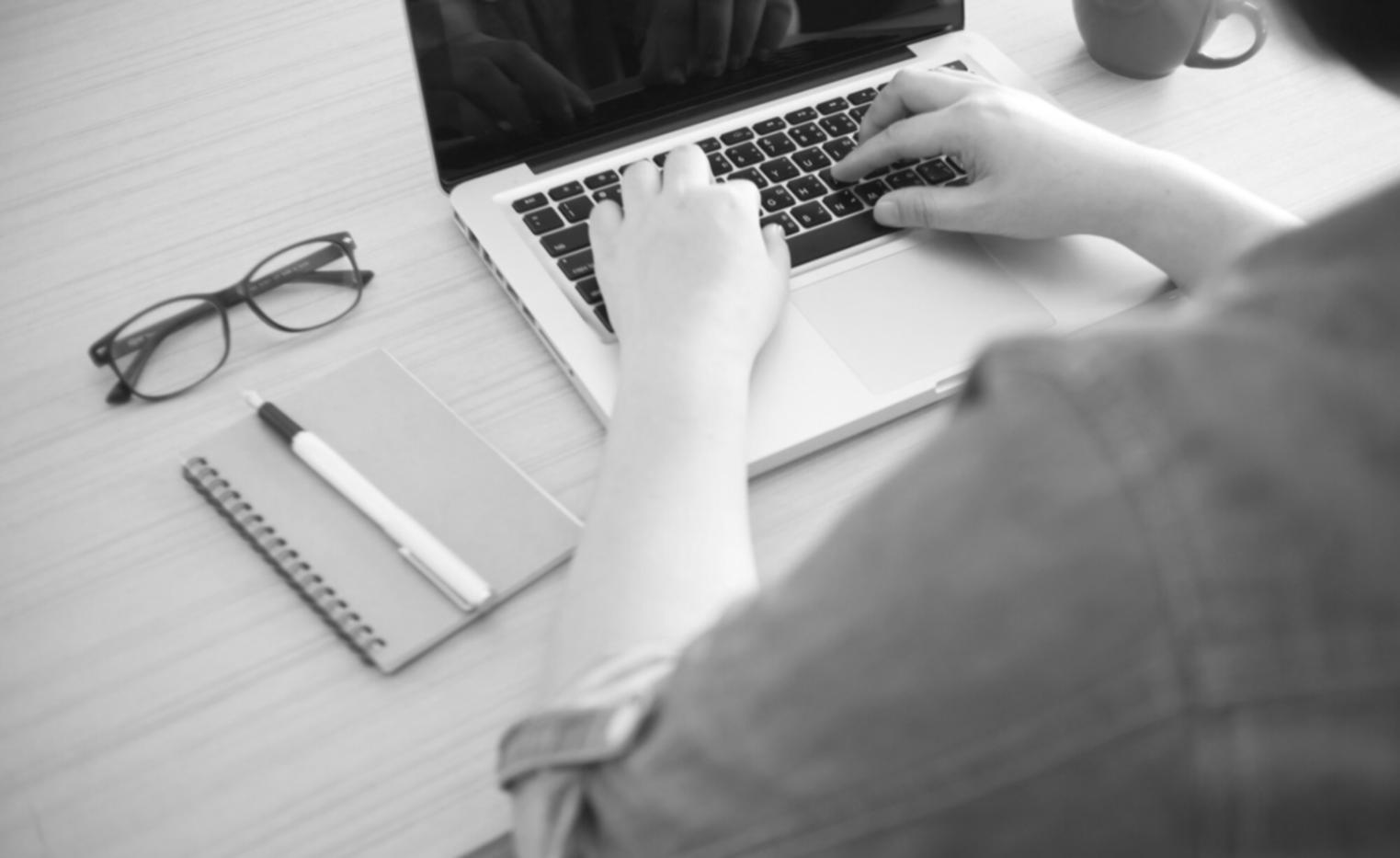 Moderne Büroumgebung für Finanzberatung